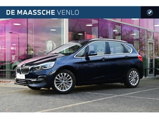 BMW 2 Serie Active Tourer 218i High Executive Luxury Line Automaat / Trekhaak / Panoramadak / Achteruitrijcamera / Sportstoelen / LED / Stoelverwarming / Head-Up / Park Assistant / Cruise Control