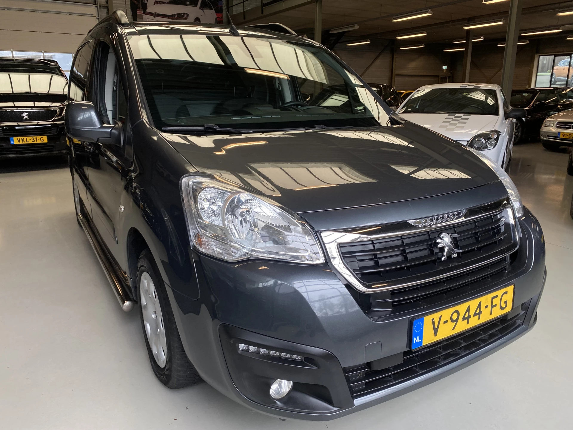 Hoofdafbeelding Peugeot Partner