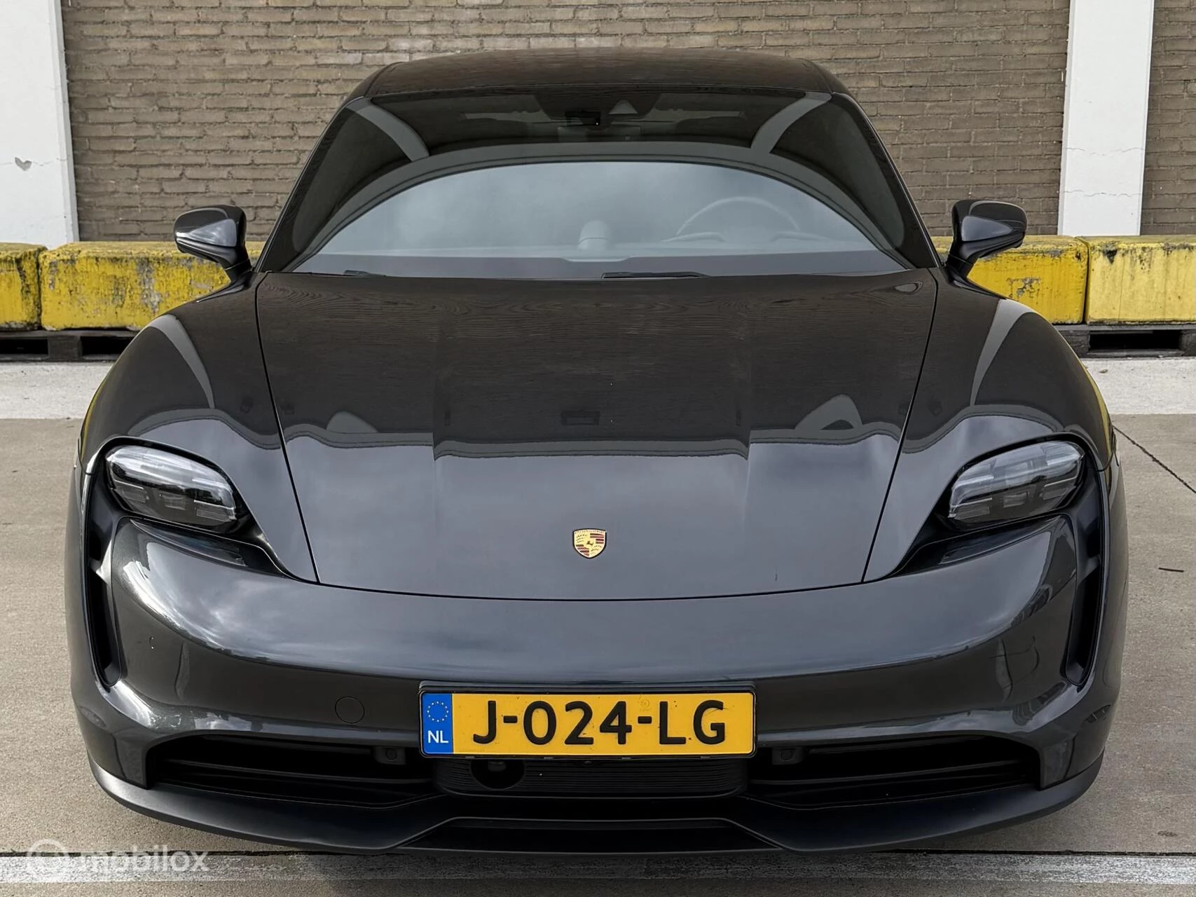 Hoofdafbeelding Porsche Taycan