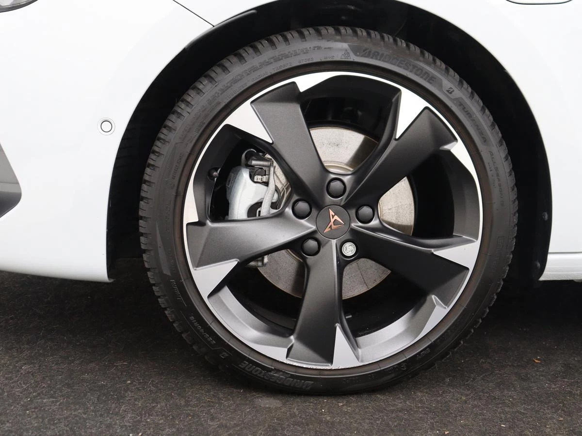 Hoofdafbeelding CUPRA Leon