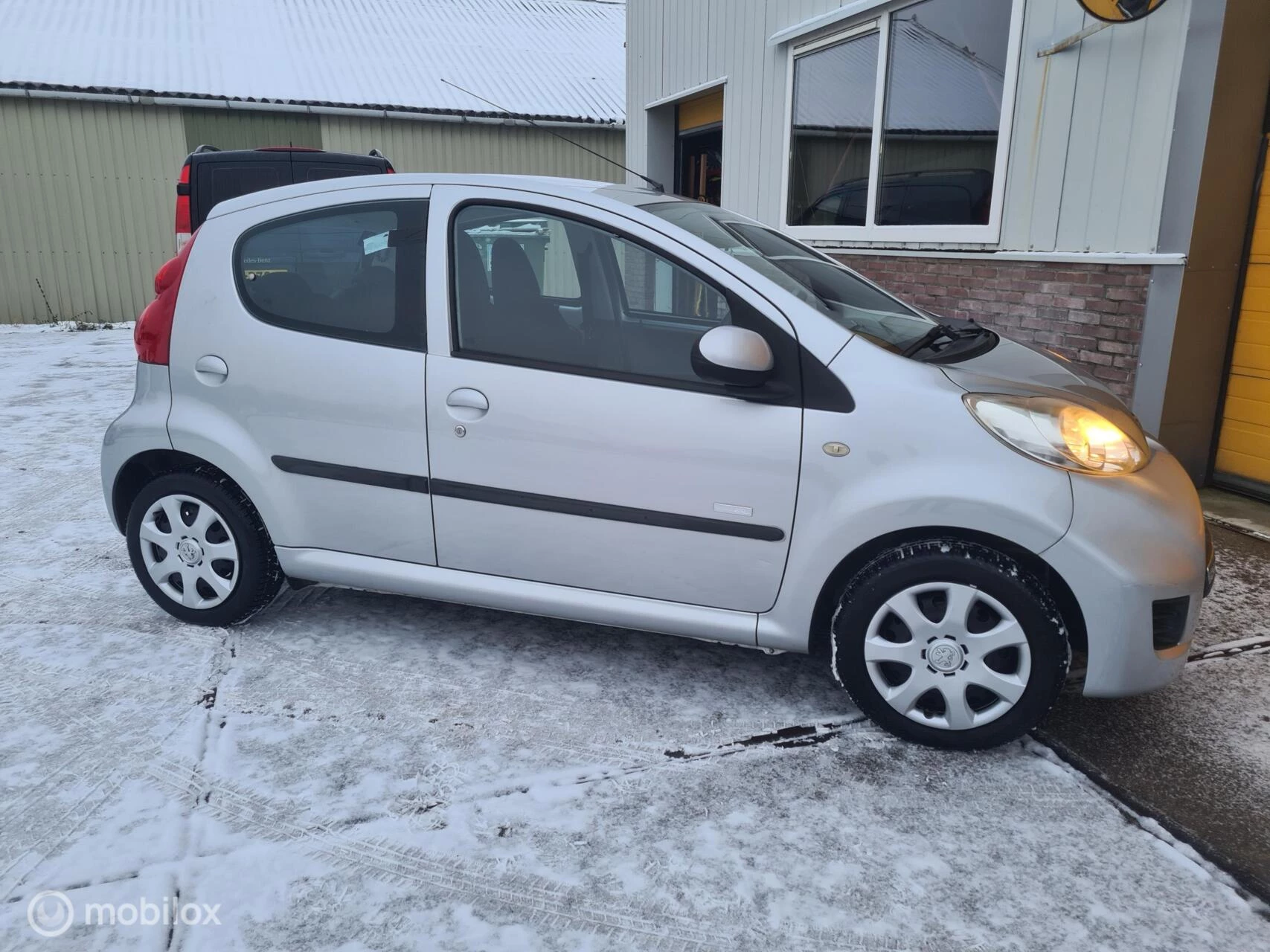 Hoofdafbeelding Peugeot 107