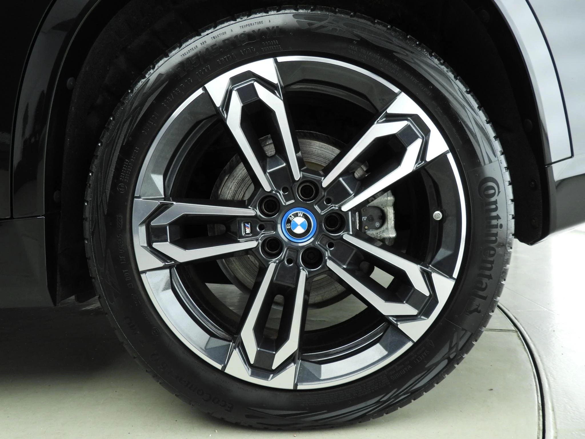 Hoofdafbeelding BMW iX1