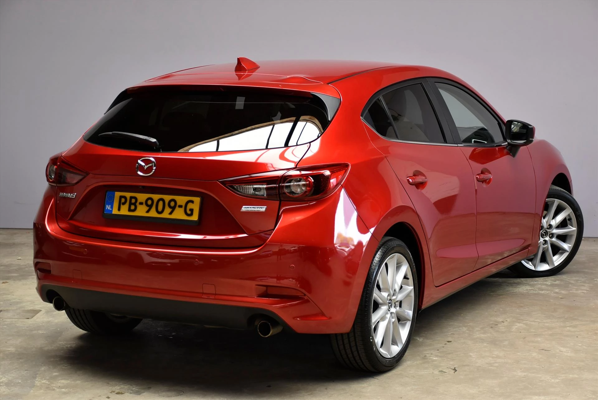 Hoofdafbeelding Mazda 3