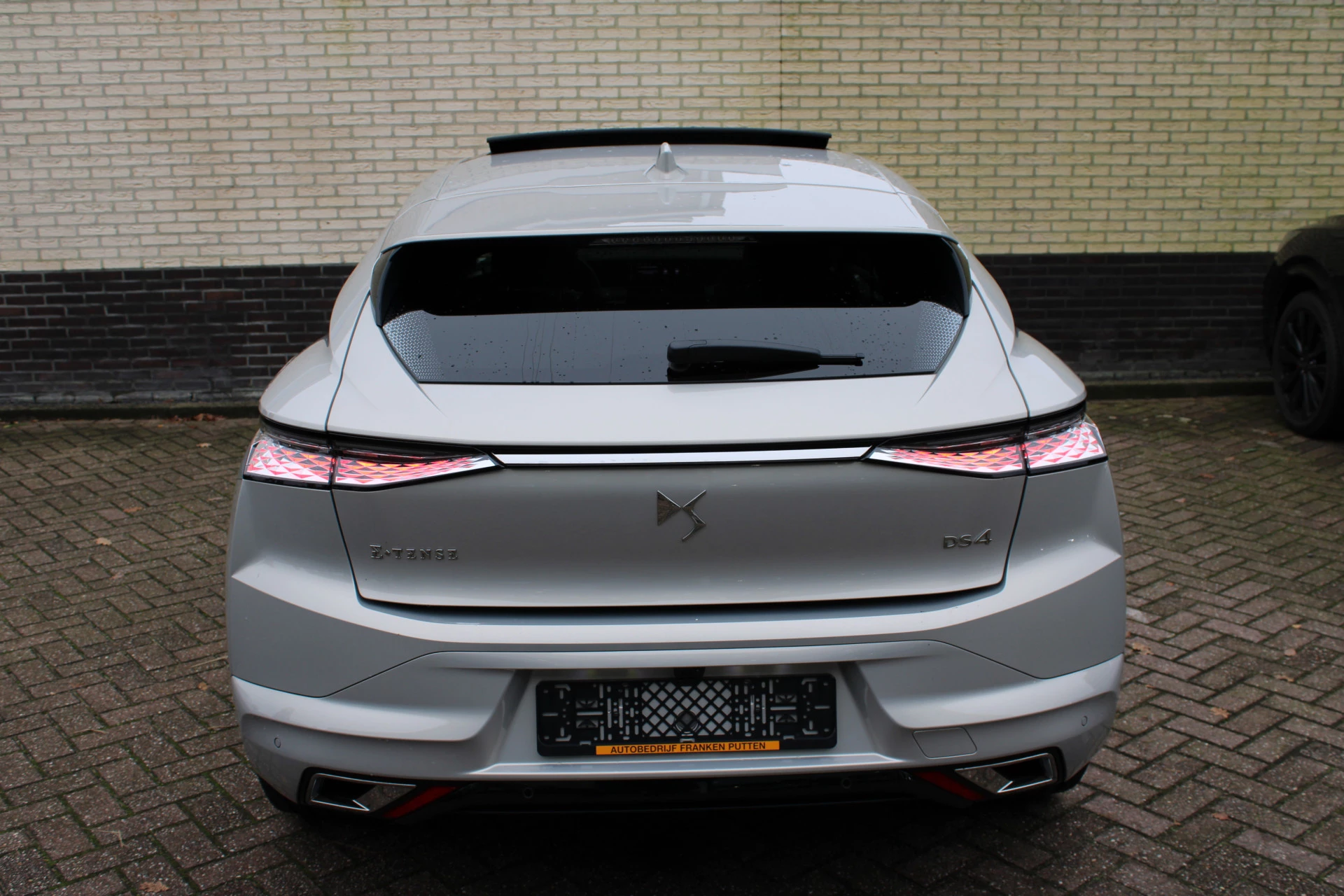 Hoofdafbeelding DS DS 4