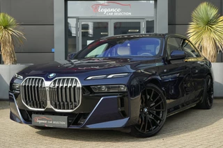 Hoofdafbeelding BMW 7 Serie BMW 7 Serie 750e xDrive M Sport 489pk ExclusiveLounge/HUD/B&W