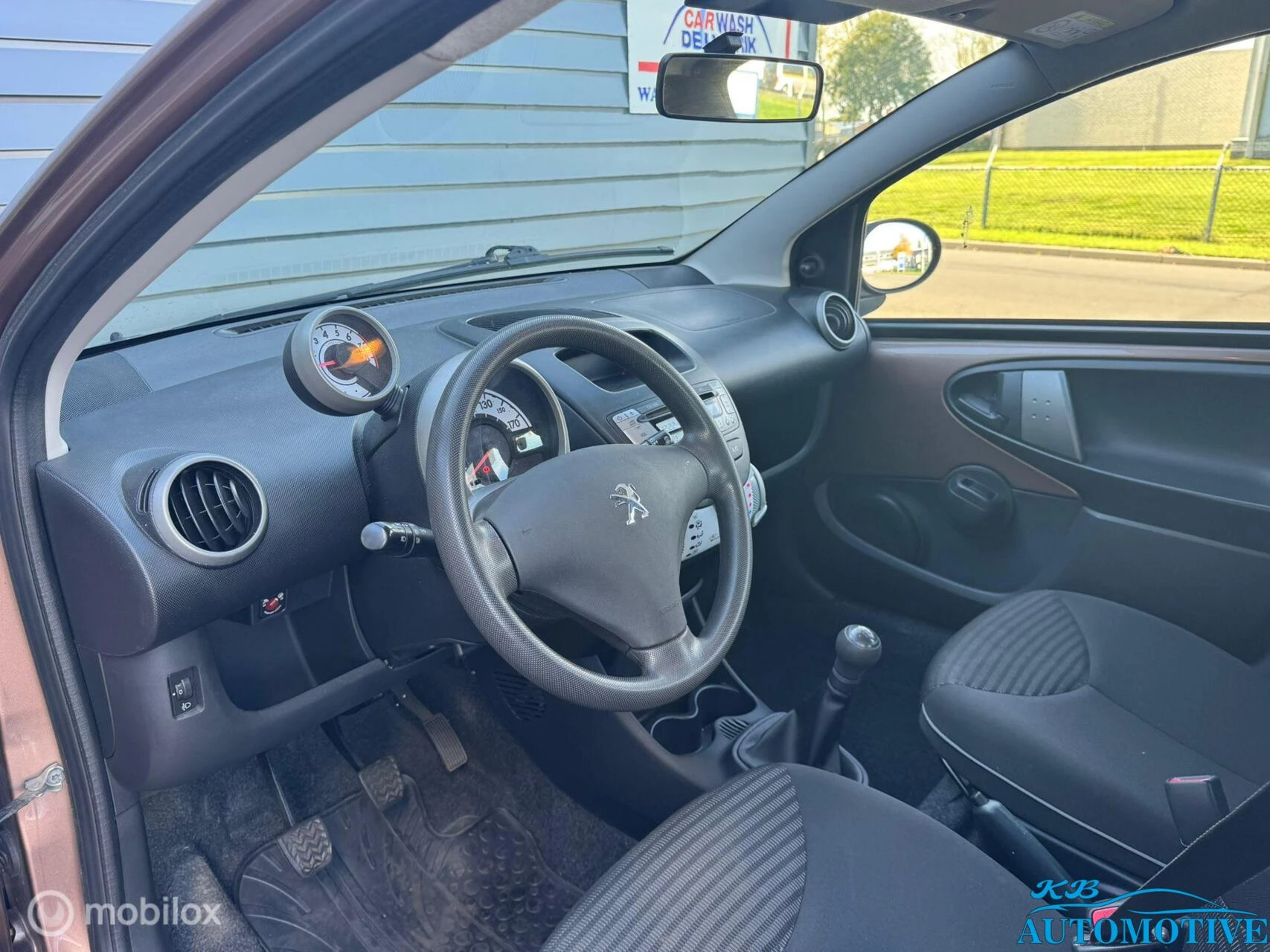 Hoofdafbeelding Peugeot 107