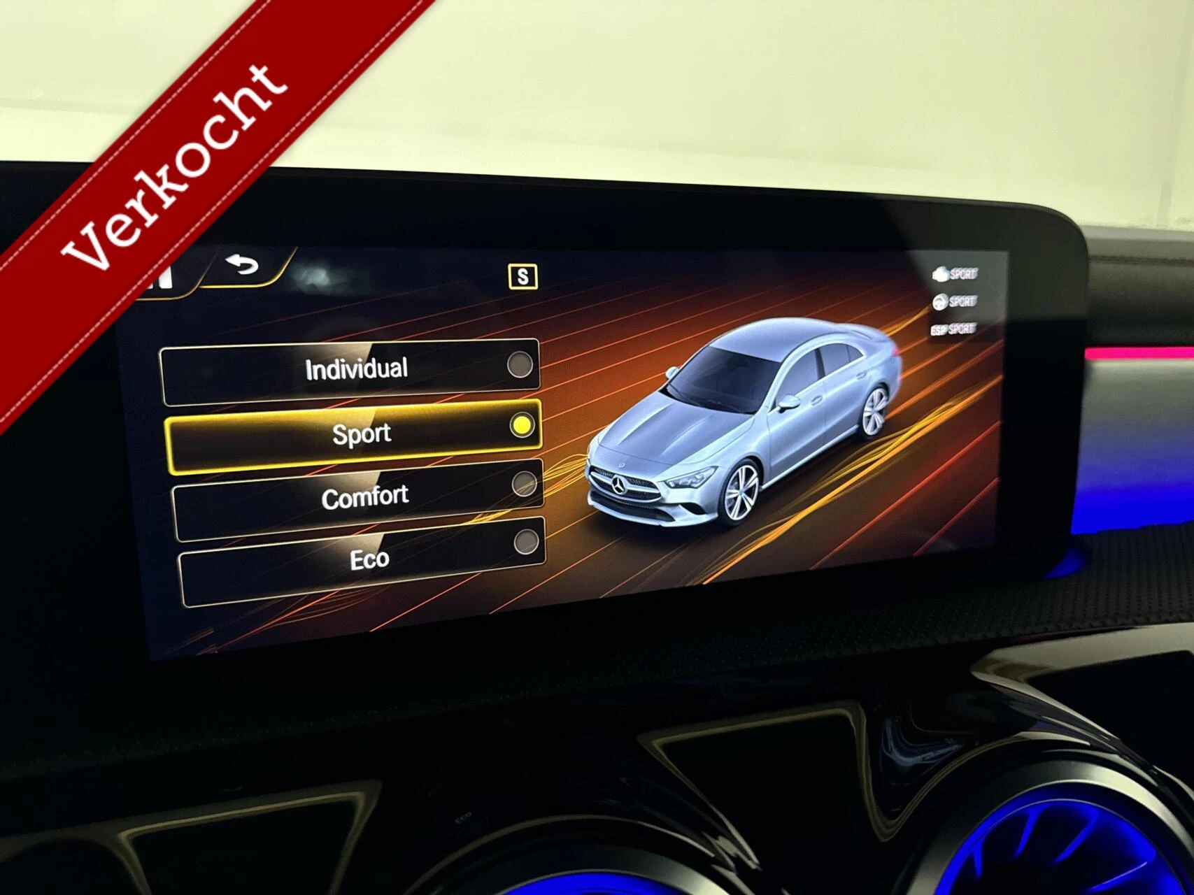 Hoofdafbeelding Mercedes-Benz CLA