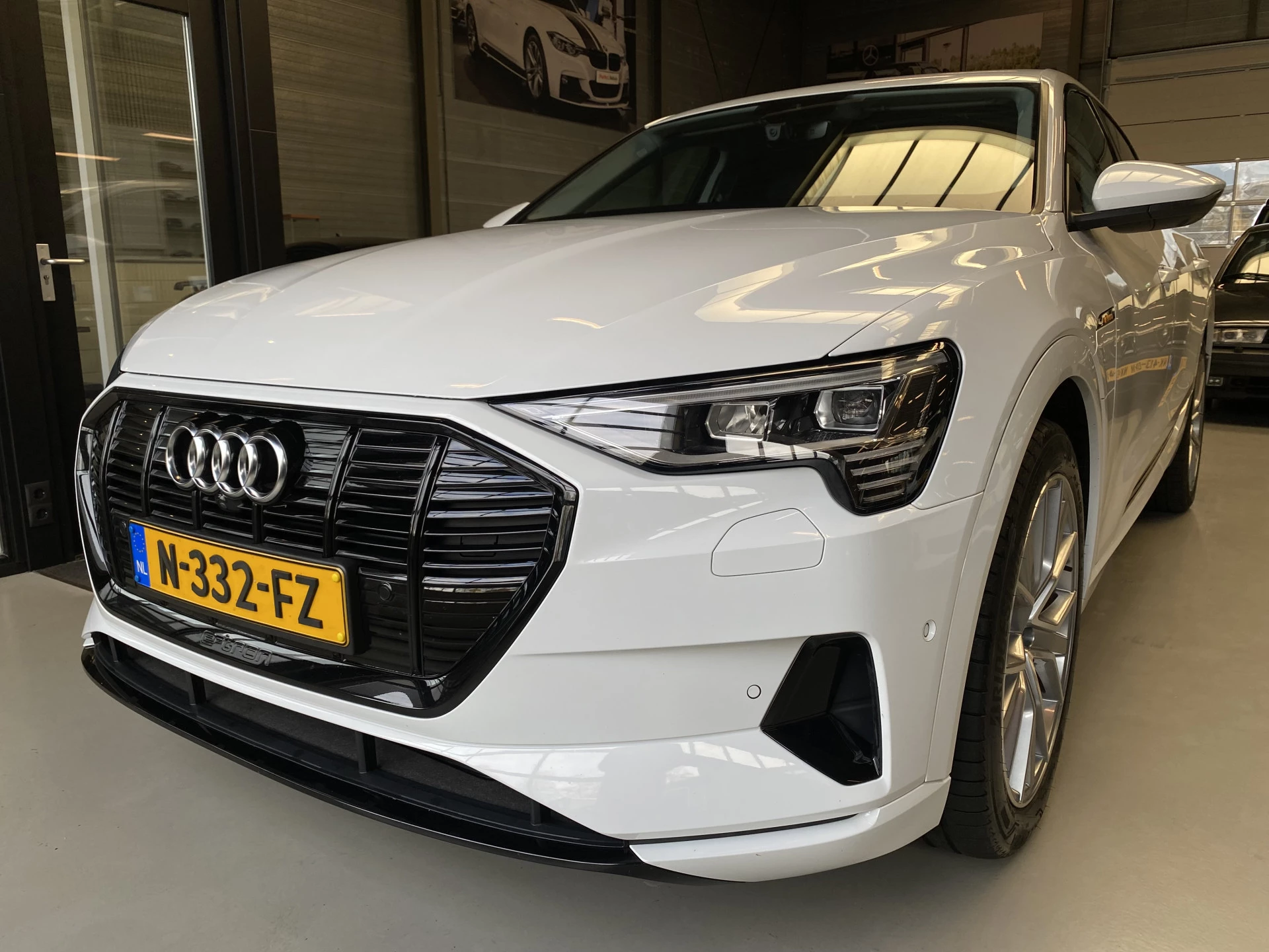 Hoofdafbeelding Audi e-tron