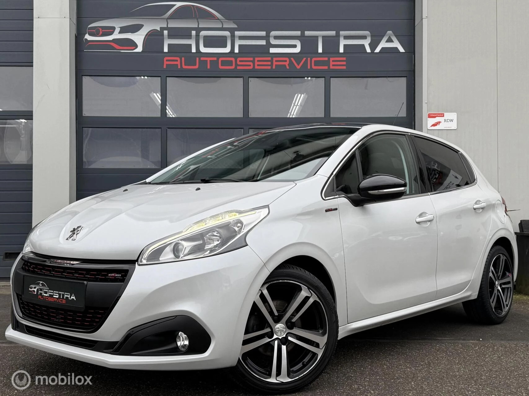 Hoofdafbeelding Peugeot 208