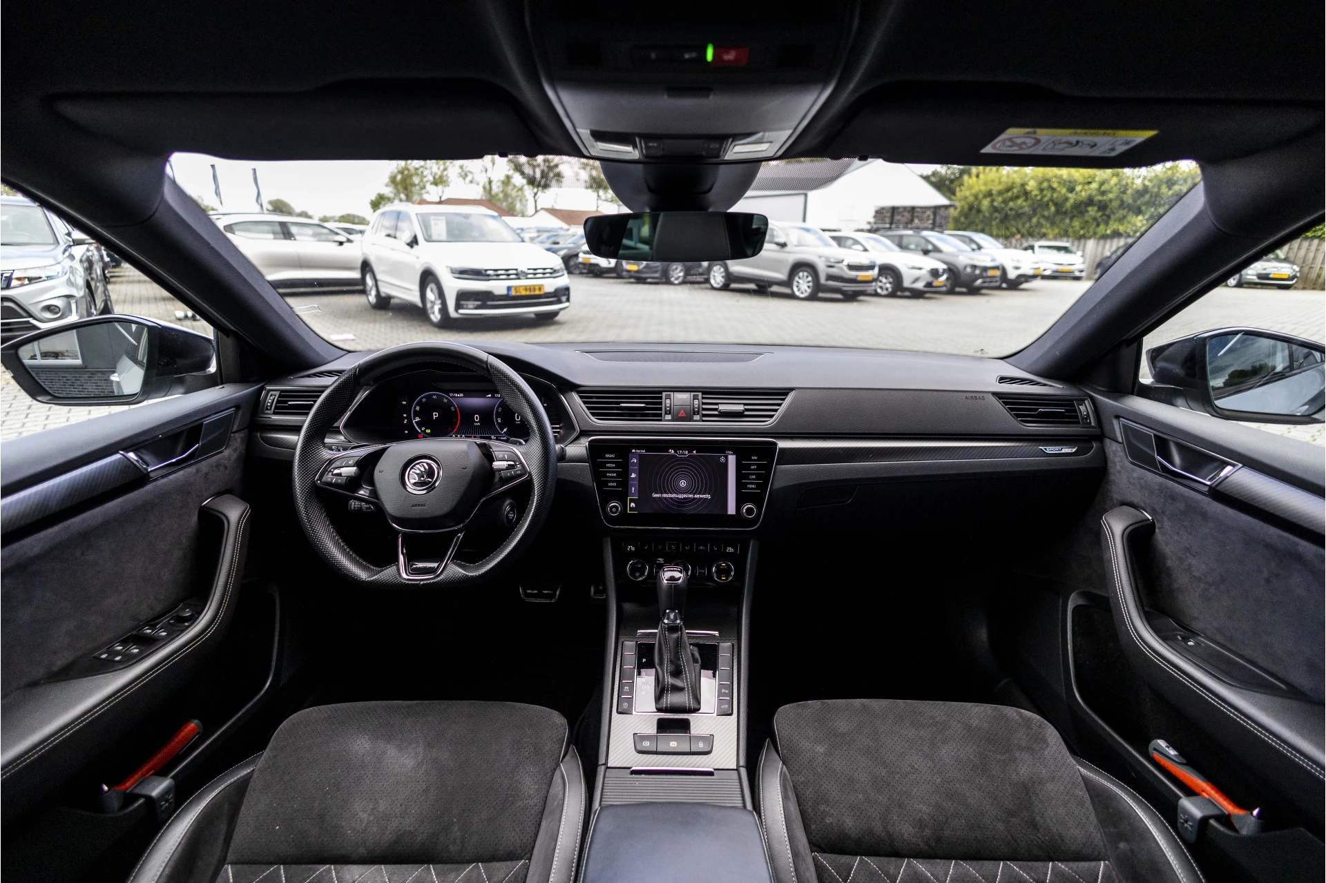 Hoofdafbeelding Škoda Superb