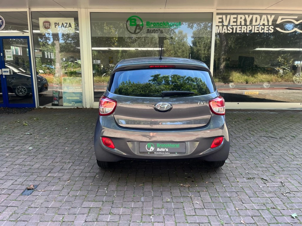Hoofdafbeelding Hyundai i10