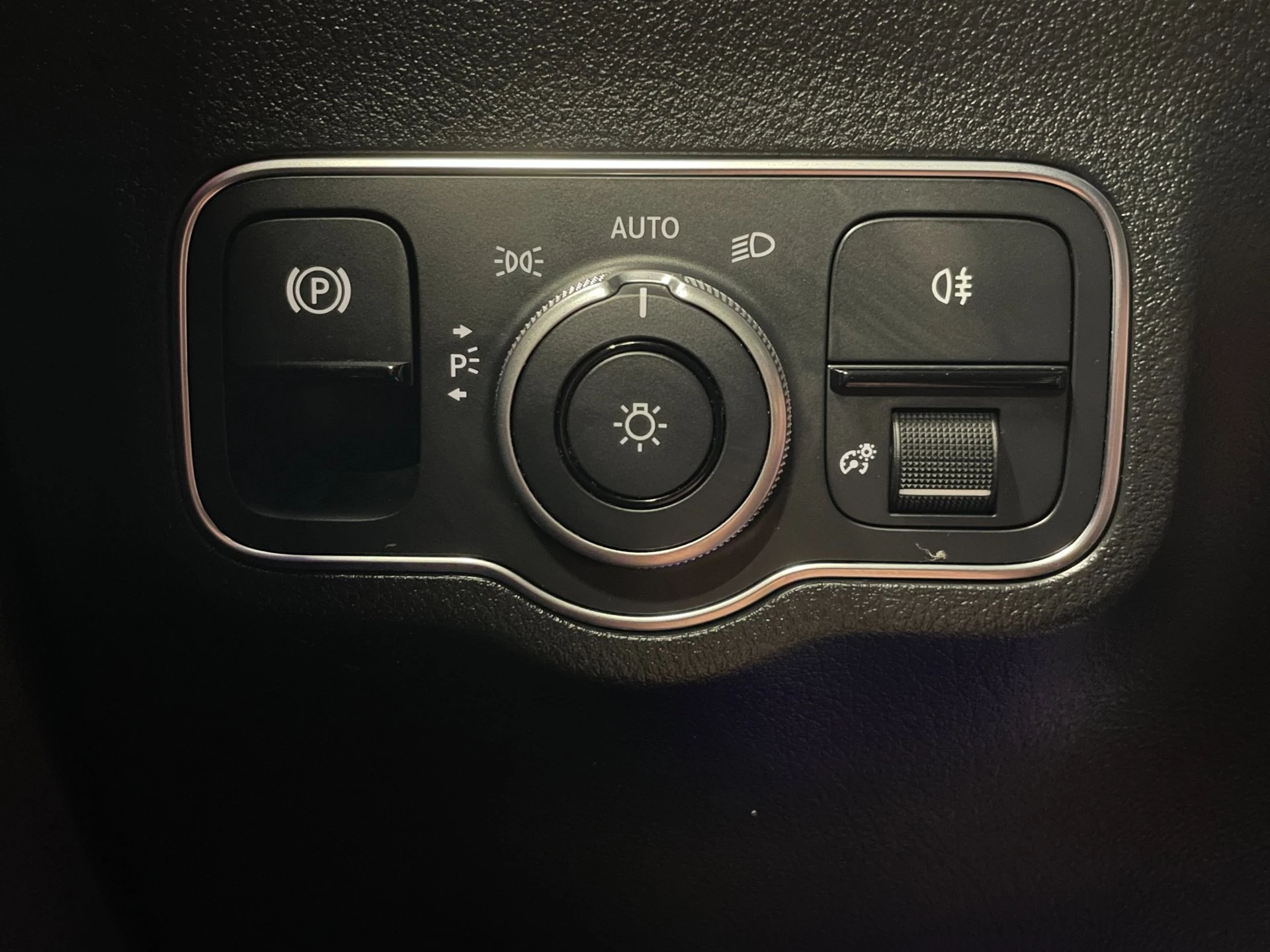 Hoofdafbeelding Mercedes-Benz EQA