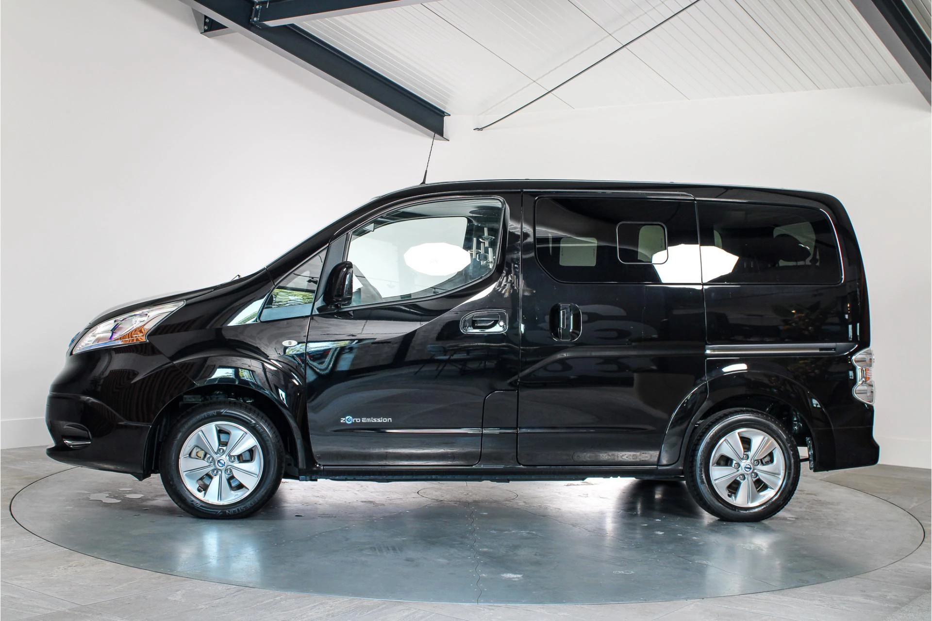 Hoofdafbeelding Nissan e-NV200