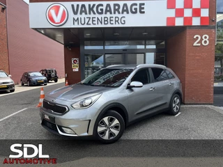 Hoofdafbeelding Kia Niro Kia Niro 1.6 GDi Hybrid DynamicPlusLine // LED // ADAPTIVE CRUISE // HALF LEDER // NAVI+CARPLAY // CAMERA+SENSOREN //