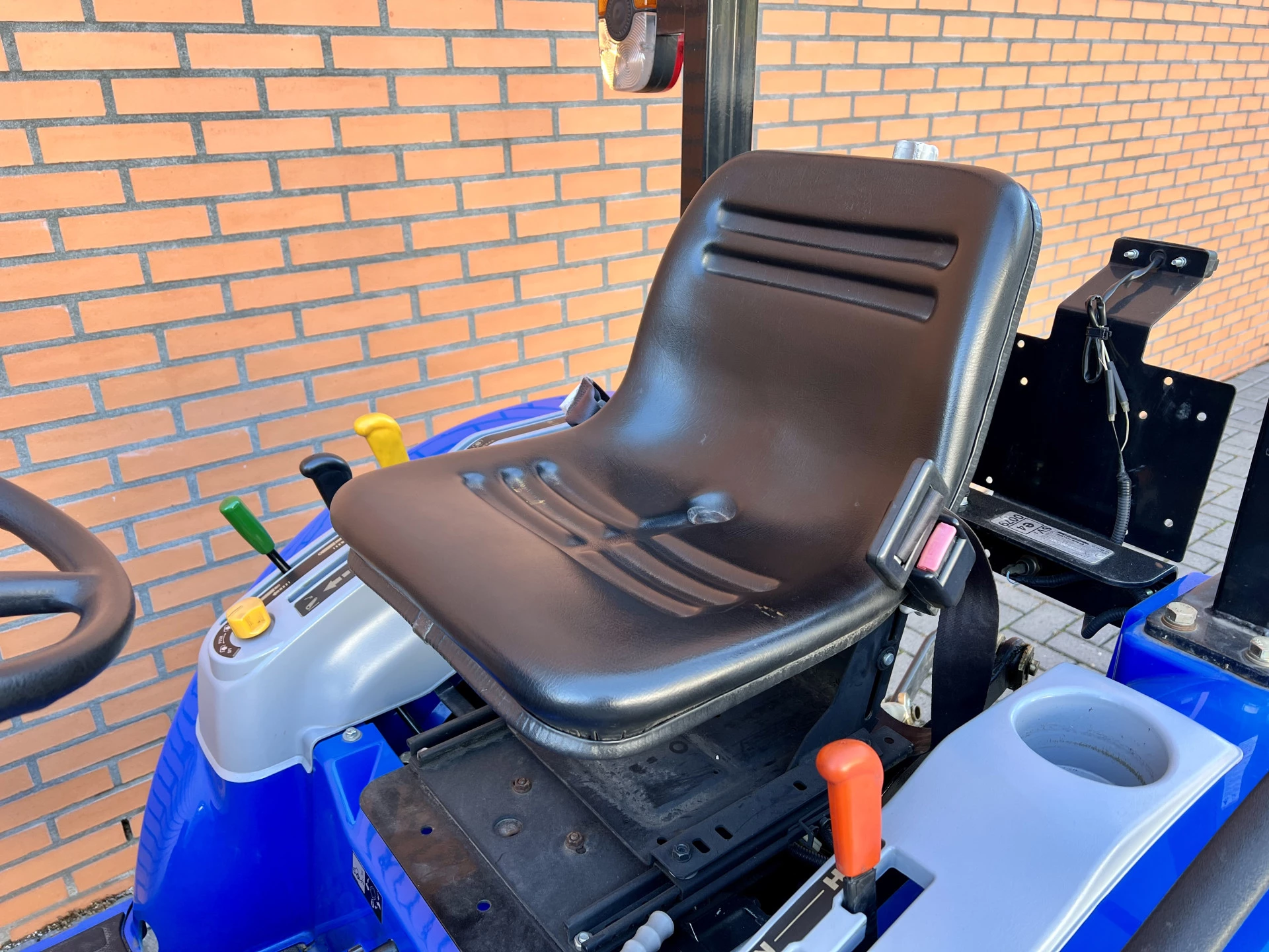 Hoofdafbeelding New Holland Boomer 25