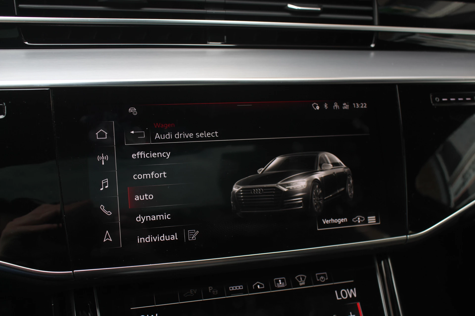 Hoofdafbeelding Audi A8