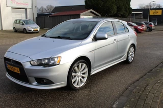 Mitsubishi Lancer Mitsubishi Lancer Sportback 1.8 INTENSE