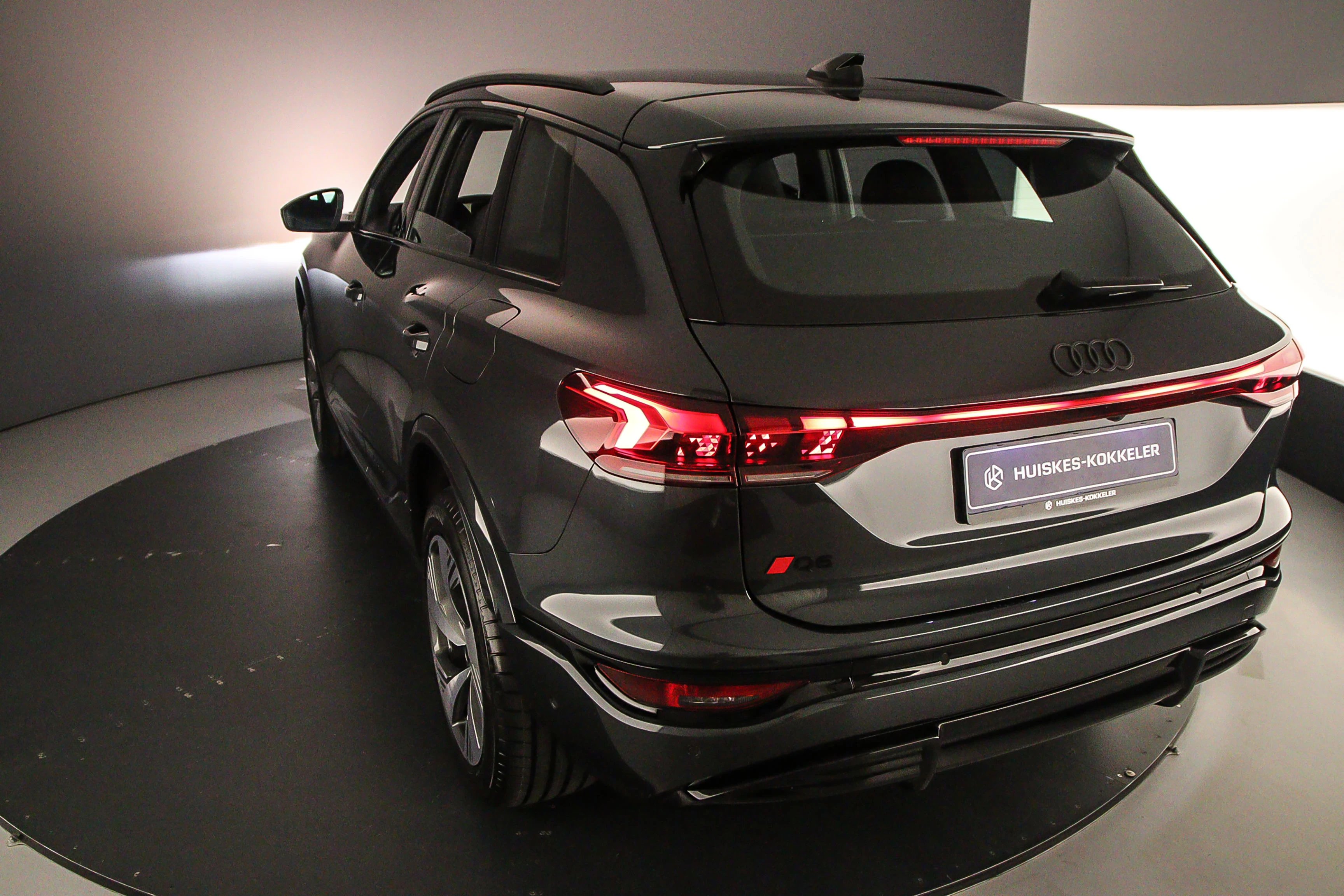 Hoofdafbeelding Audi Q6 e-tron