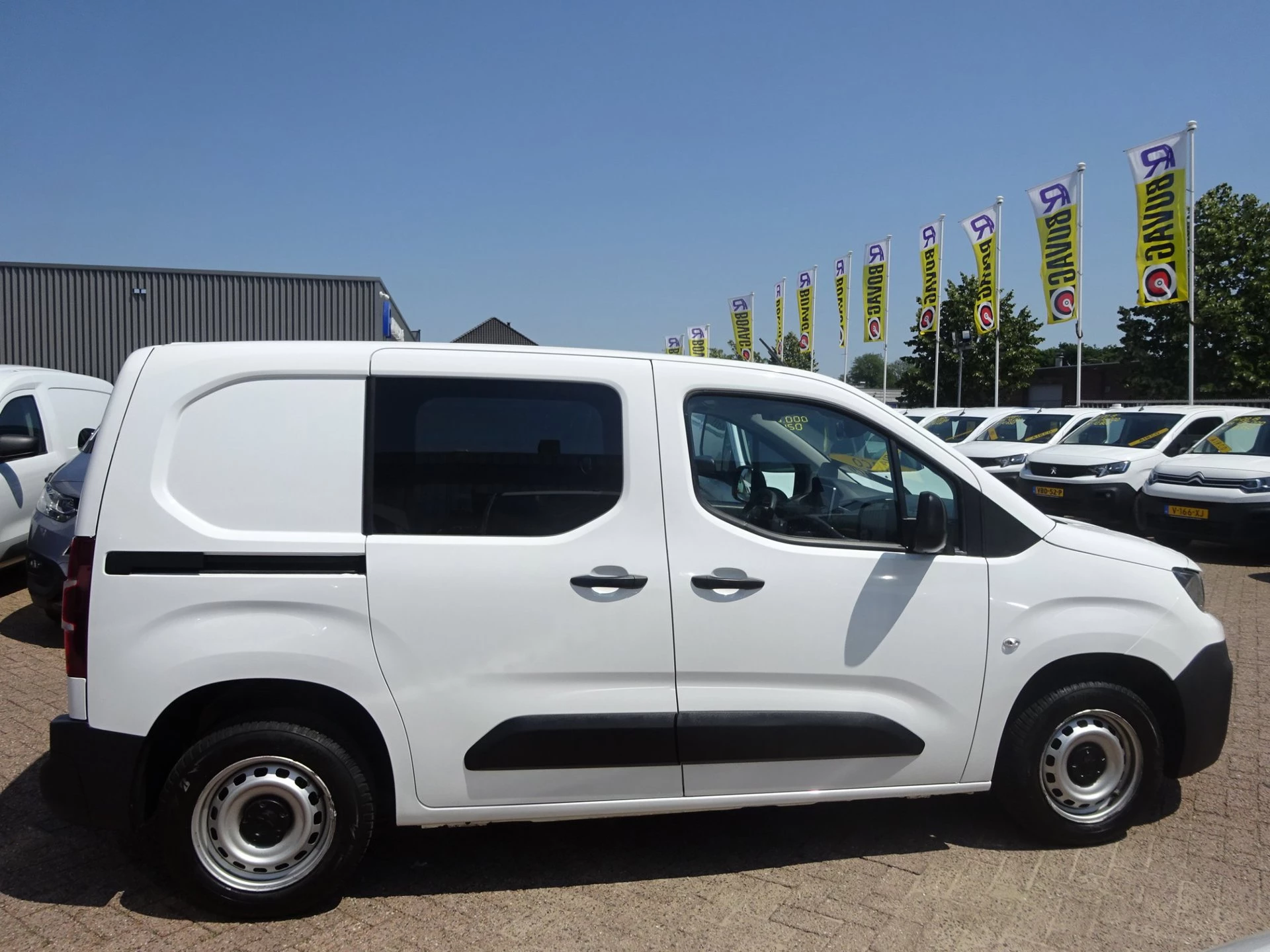 Hoofdafbeelding Peugeot Partner