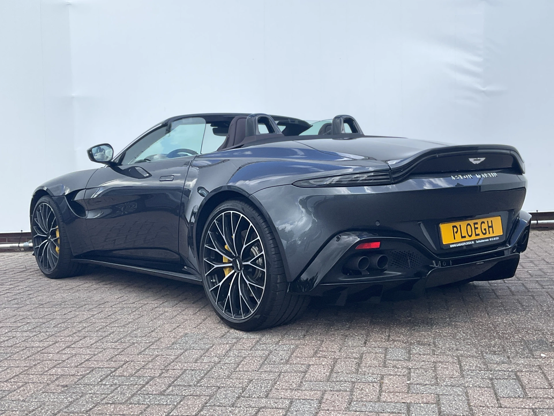 Hoofdafbeelding Aston Martin V8 Vantage