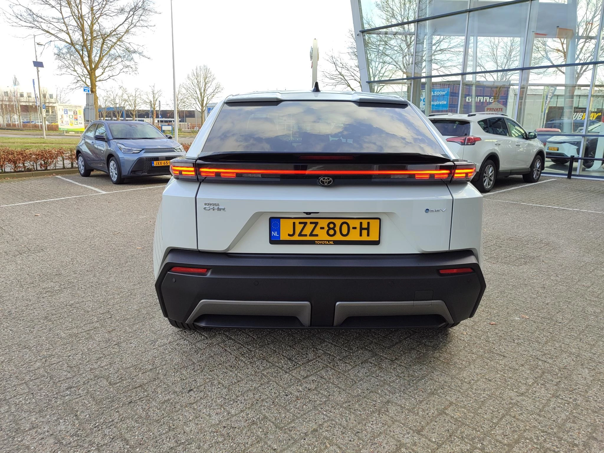 Hoofdafbeelding Toyota C-HR+