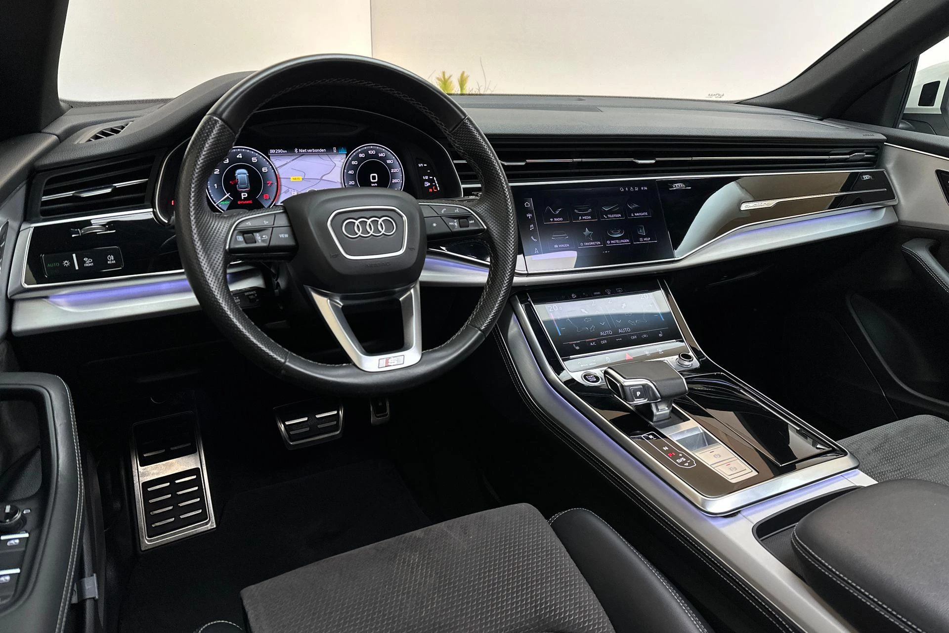 Hoofdafbeelding Audi Q8