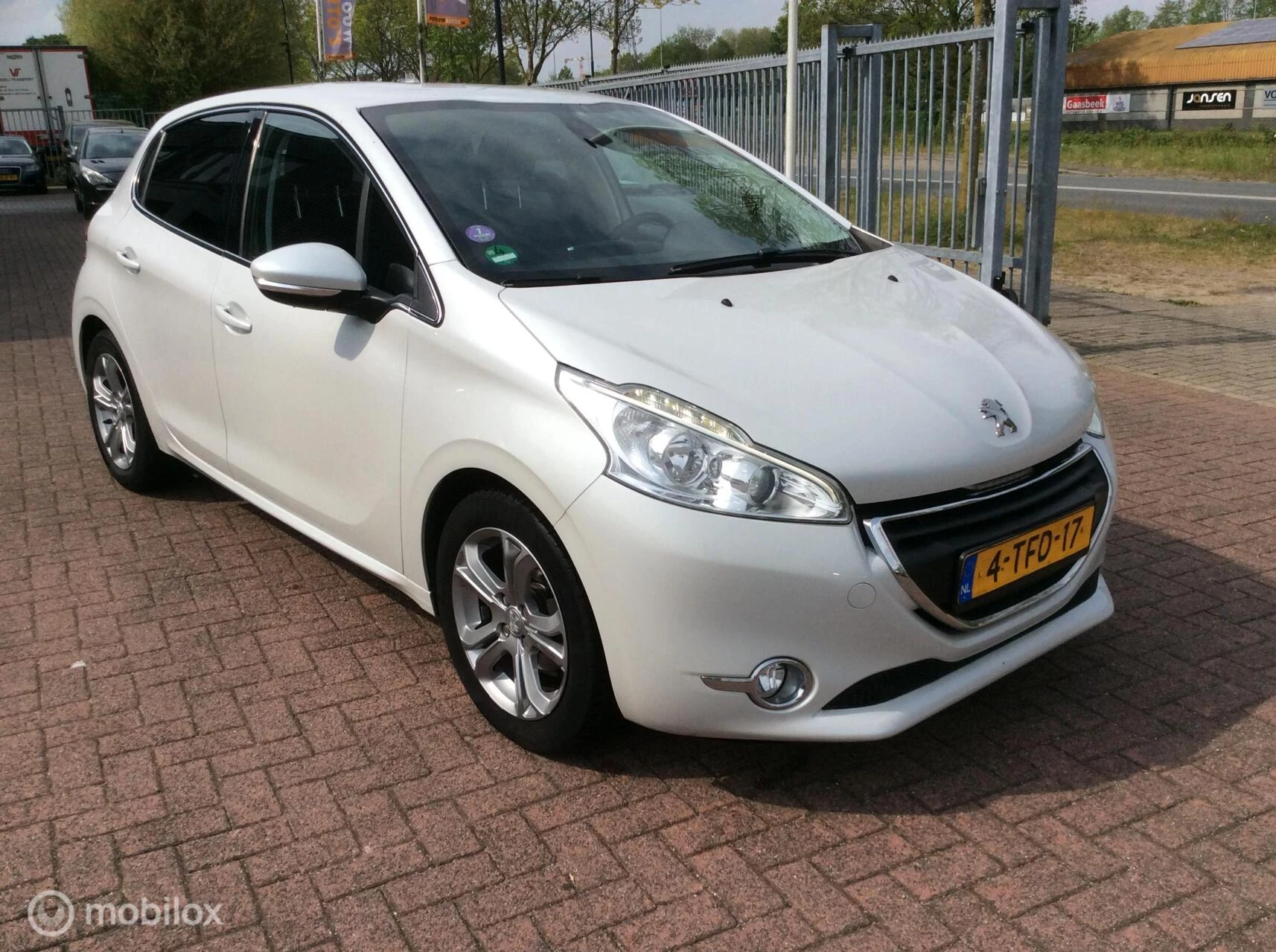 Hoofdafbeelding Peugeot 208