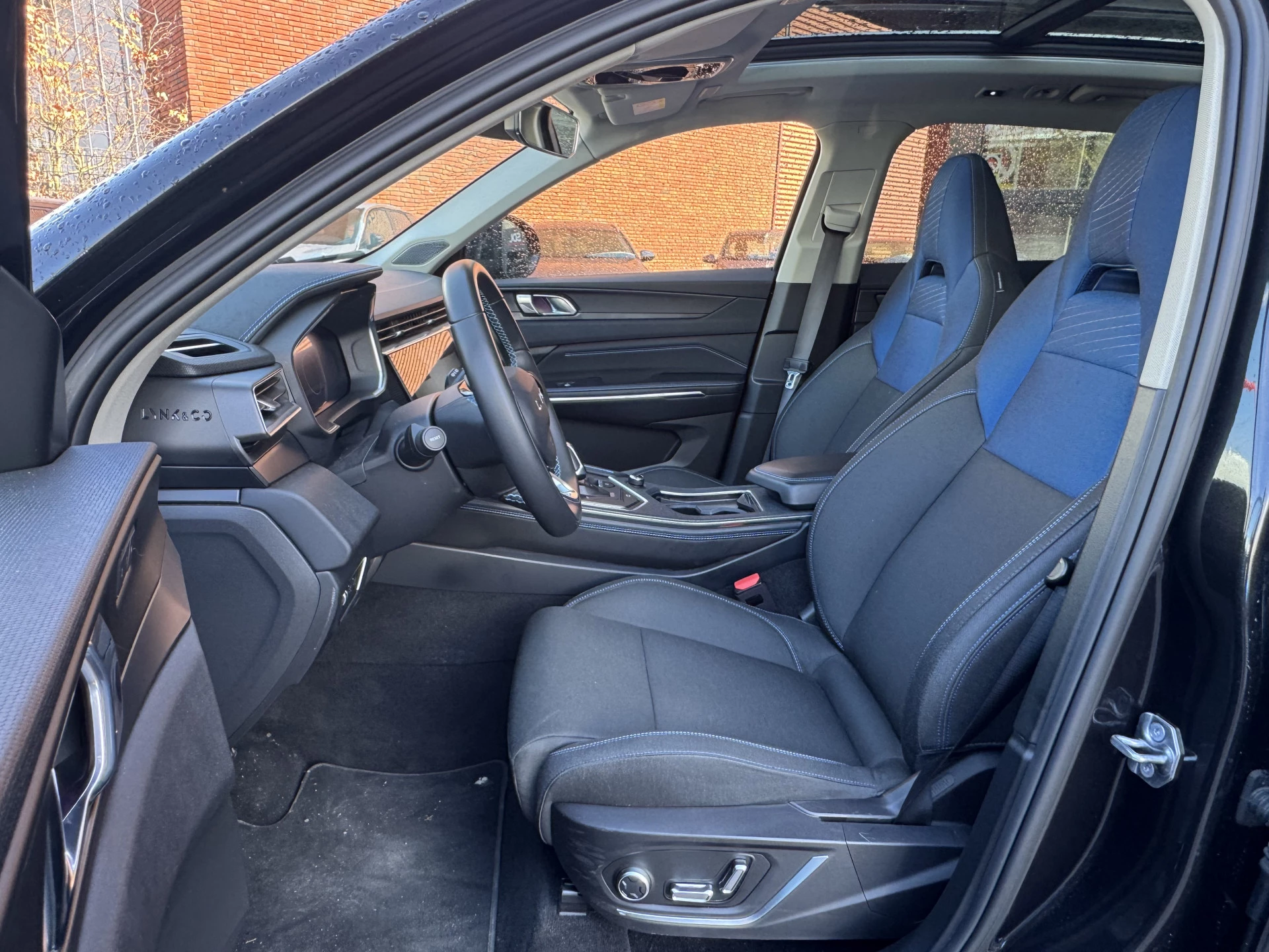 Hoofdafbeelding Lynk & Co 01