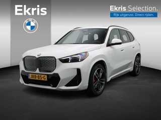 BMW iX1 eDrive20 M Sportpakket Pro | Premium Pack | Comfort Pack | Travel Pack | Stuurwielrand Verwarmd | Panoramadak | Elektrisch Verstelbare Sportstoelen | Harman Kardon | 19'' | Ekris Selection