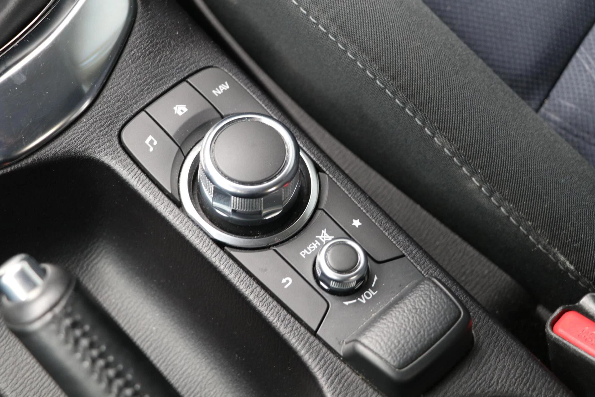 Hoofdafbeelding Mazda 2