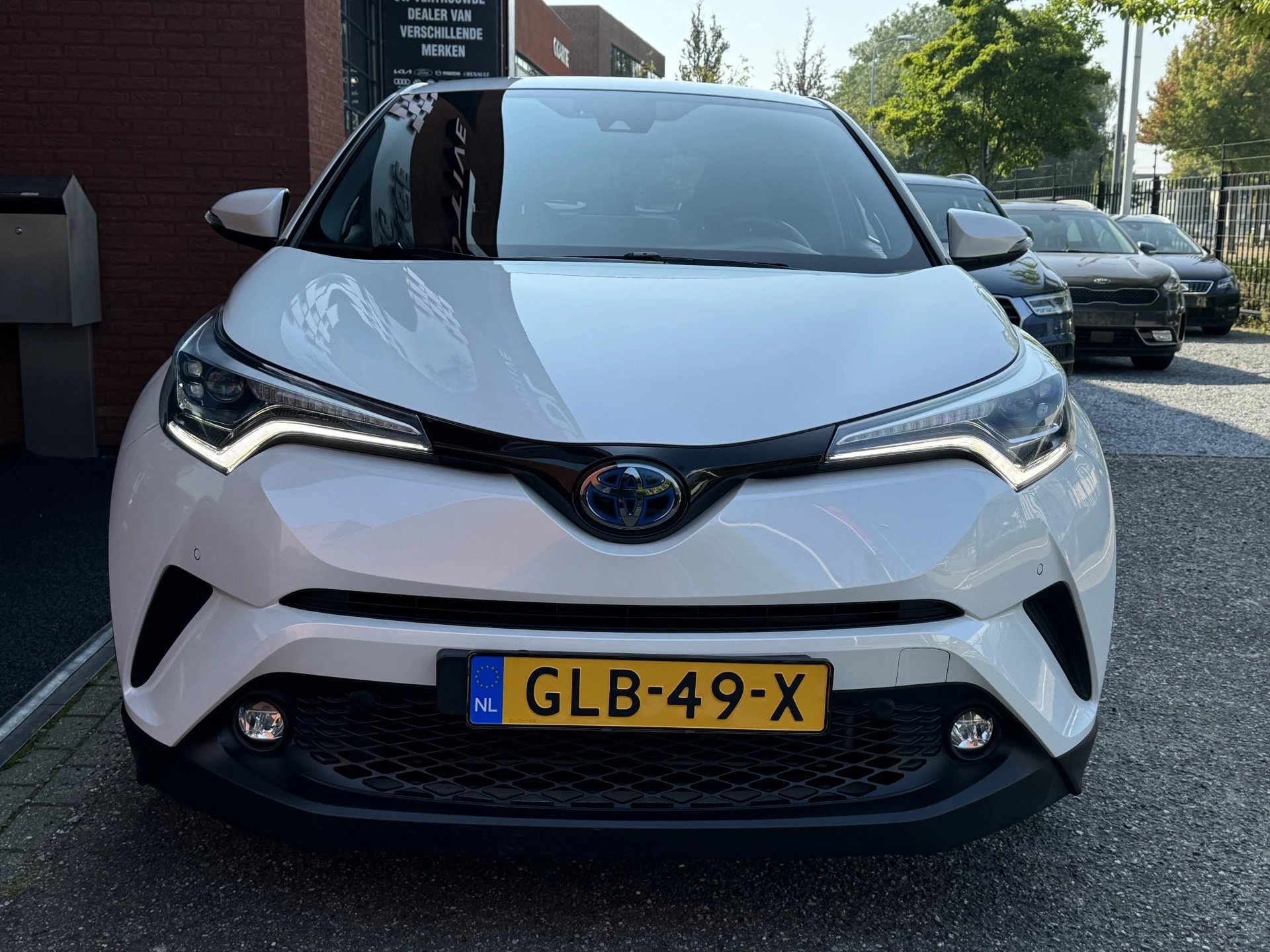 Hoofdafbeelding Toyota C-HR