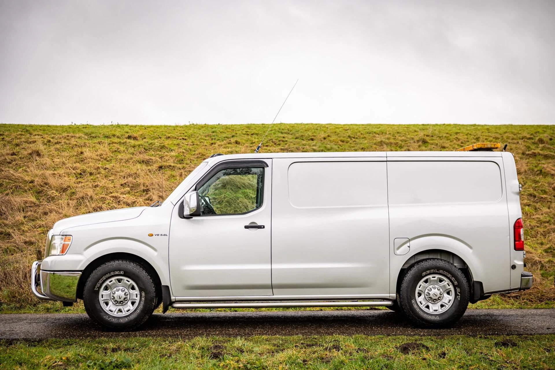 Hoofdafbeelding Nissan NV