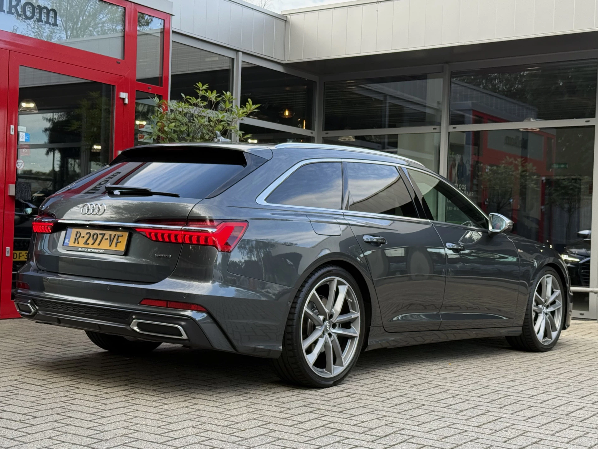 Hoofdafbeelding Audi A6