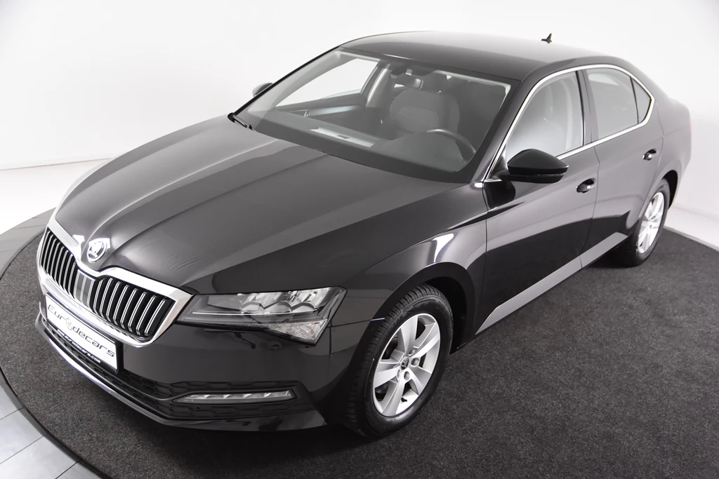 Hoofdafbeelding Škoda Superb