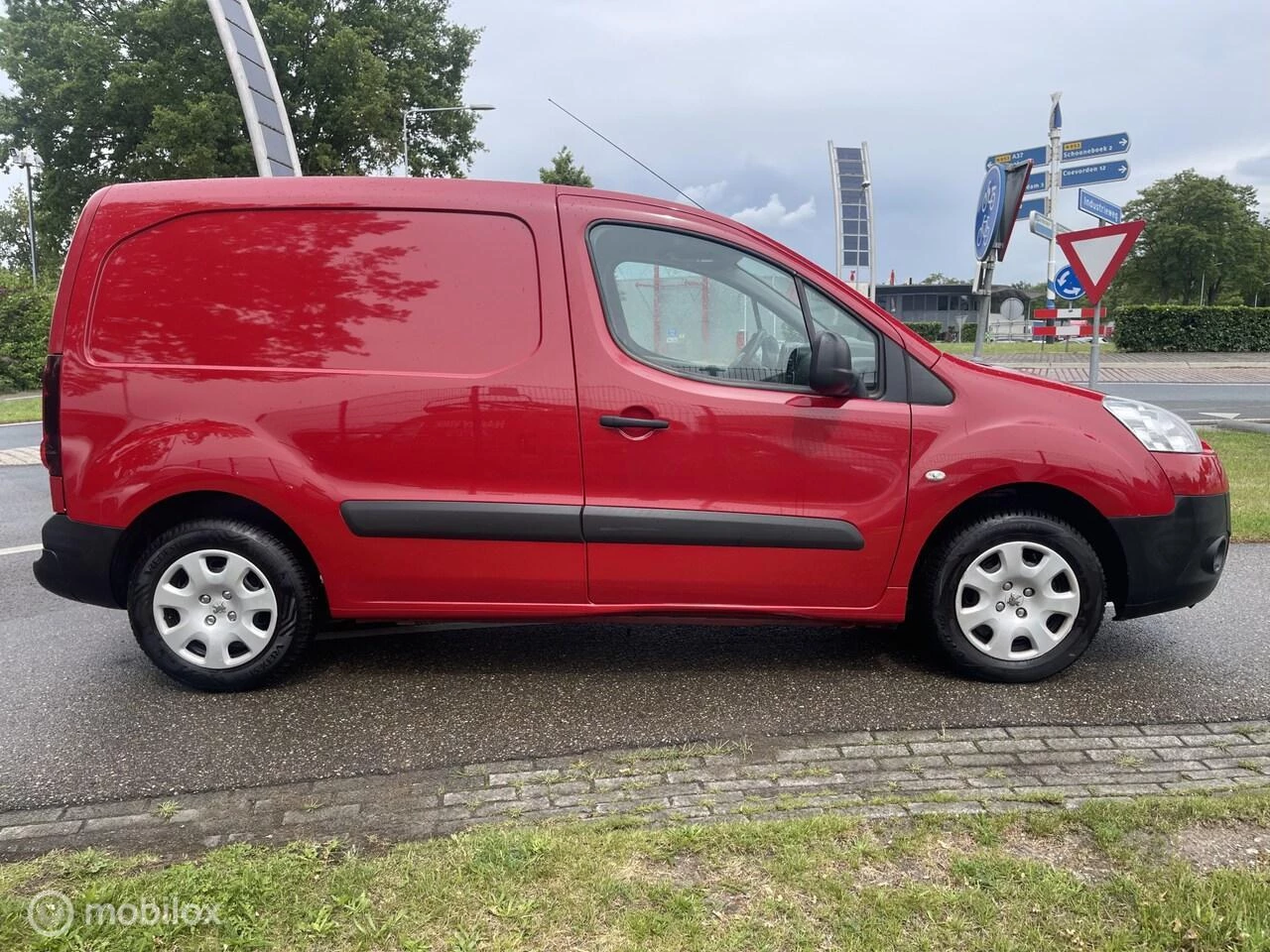 Hoofdafbeelding Peugeot Partner