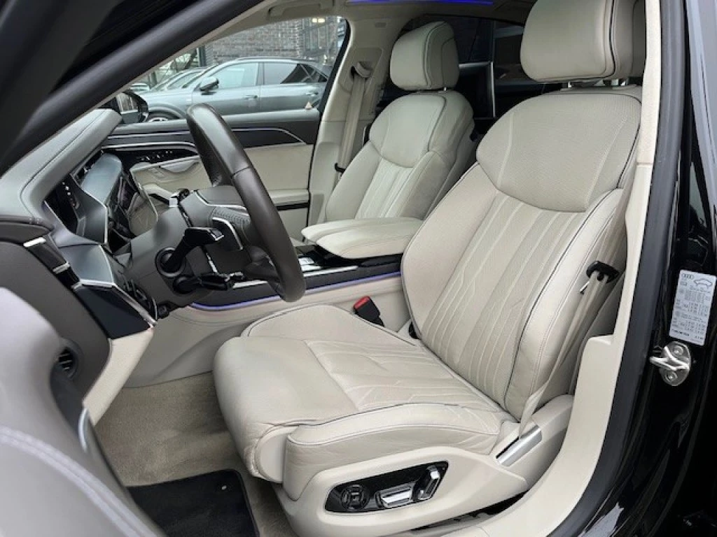 Hoofdafbeelding Audi A8