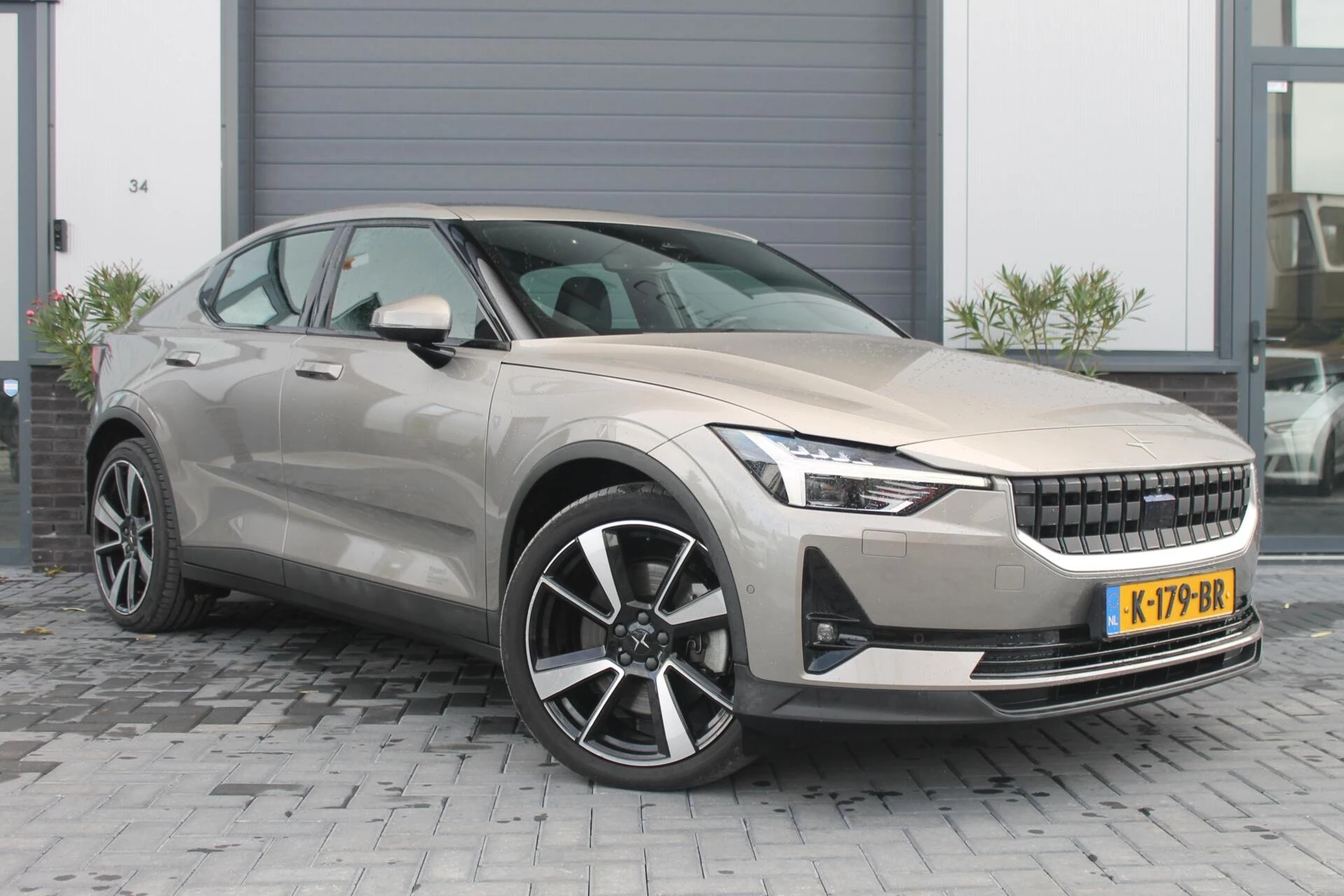 Hoofdafbeelding Polestar 2