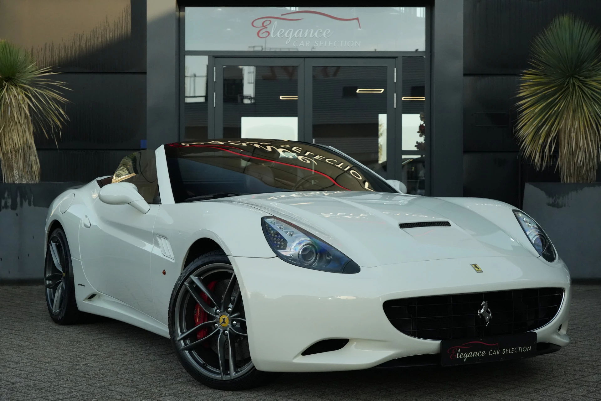 Hoofdafbeelding Ferrari California