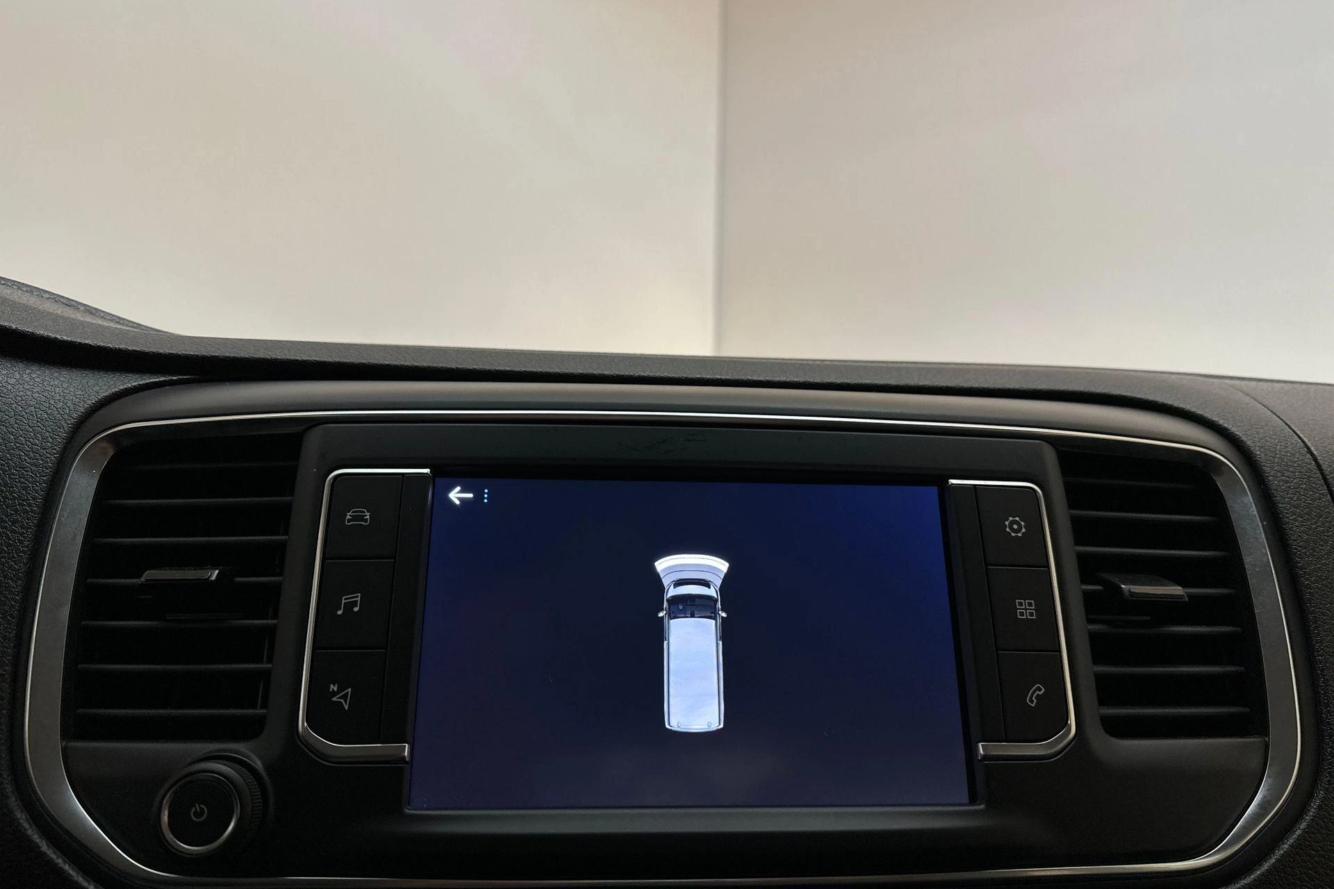 Hoofdafbeelding Peugeot Traveller
