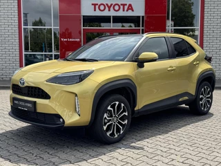 Toyota Yaris Cross 1.5 HYBRID STYLE PANO-DAK STOEL/STUURVERW HEAD-UP EL-ACHTERKLEP NAVI APPLE/ANDROID LED 17" LM-VELGEN