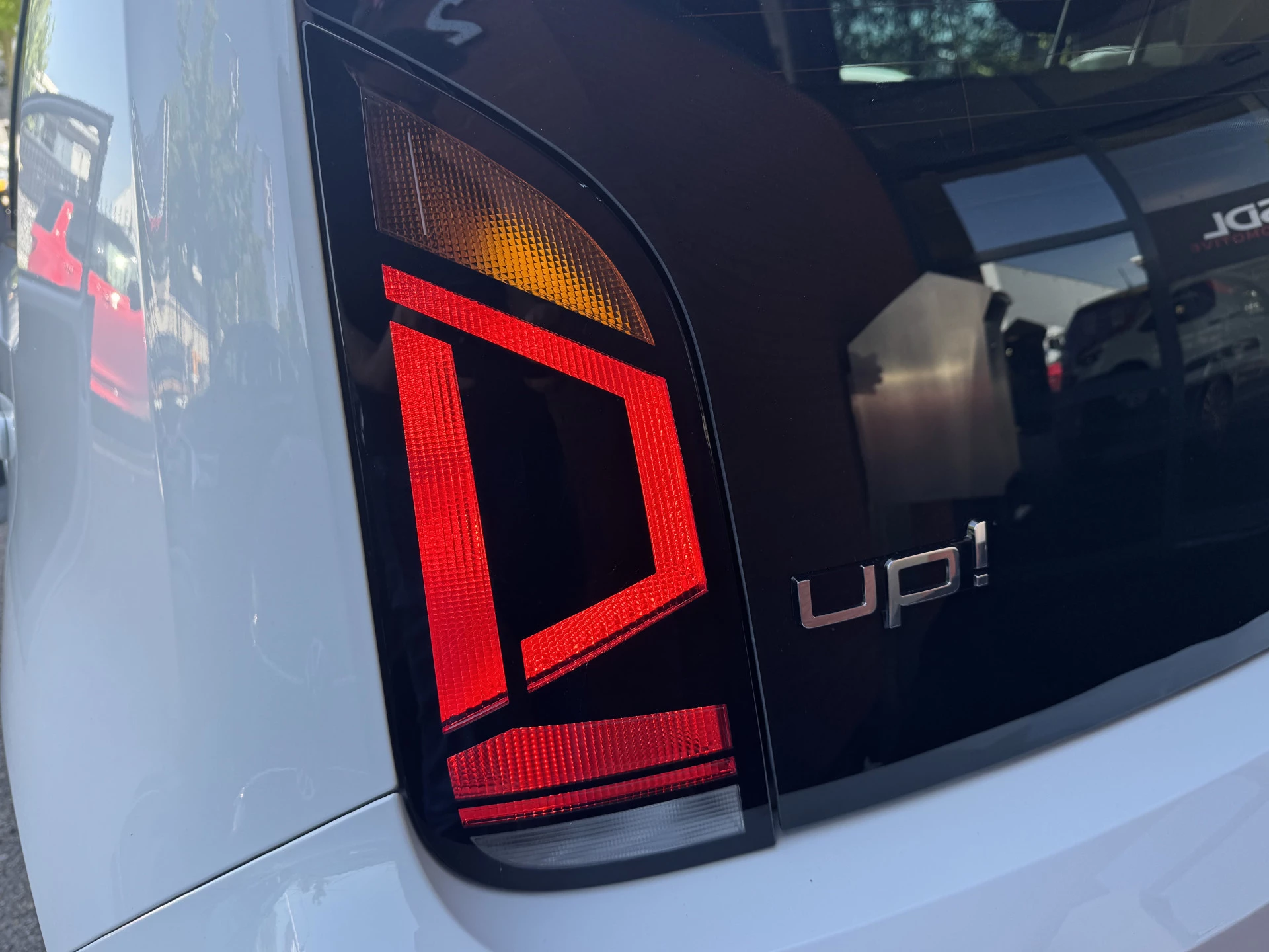 Hoofdafbeelding Volkswagen up!
