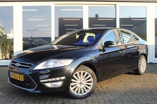 Ford Mondeo 1.6 EcoBoost Platinum, Cruise Control, Climate Control,Schuifdak, Trekhaak Afneembaar, PDC V+A, Stoelverwarming, Prijs Is Rijklaar Inclusief 6 Maanden Garantie