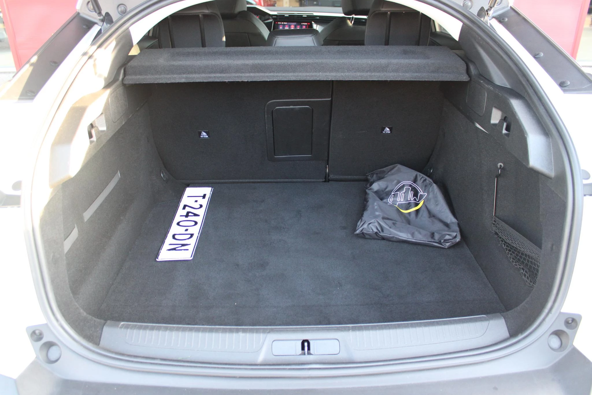 Hoofdafbeelding Peugeot 408