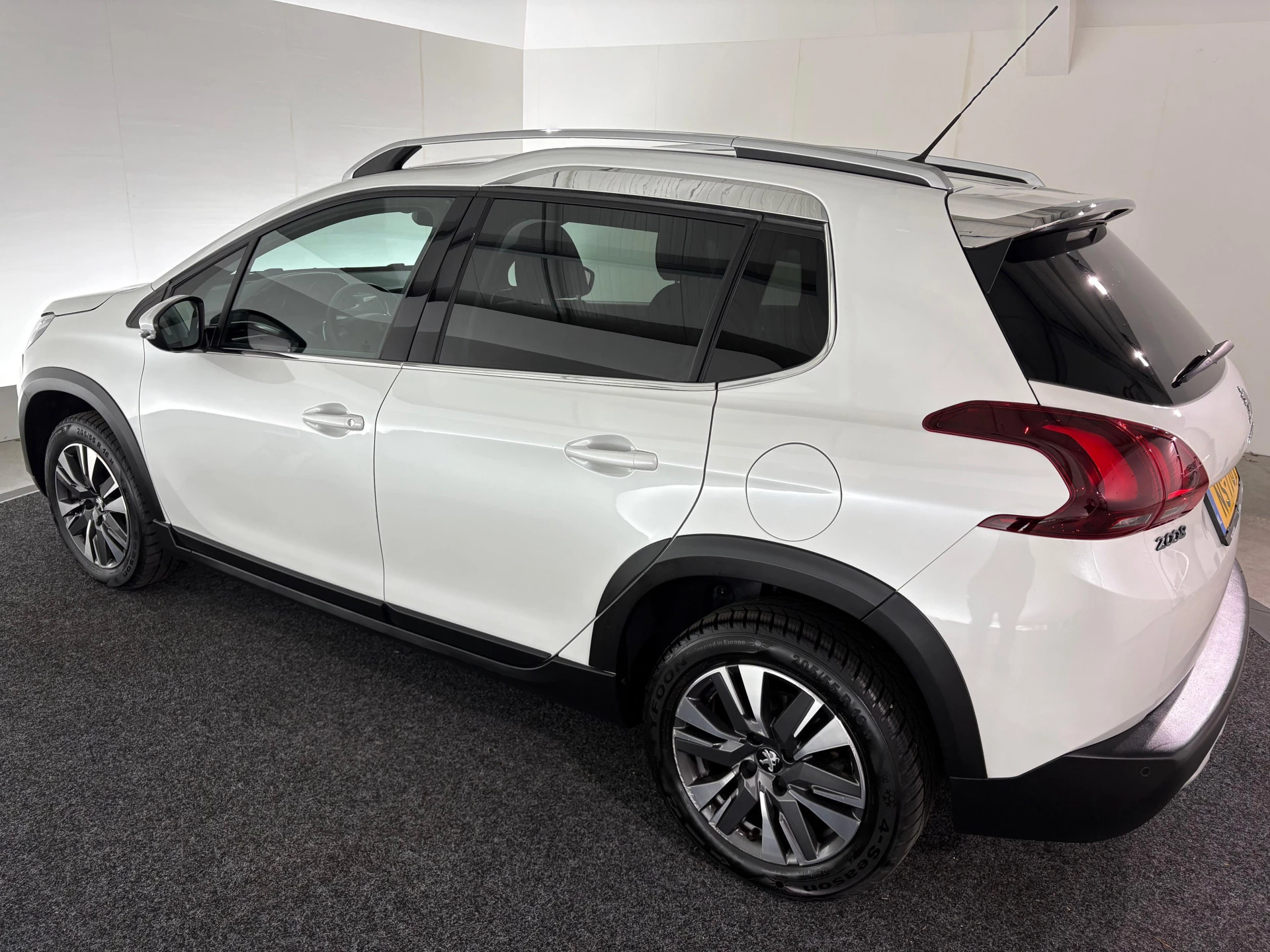 Hoofdafbeelding Peugeot 2008