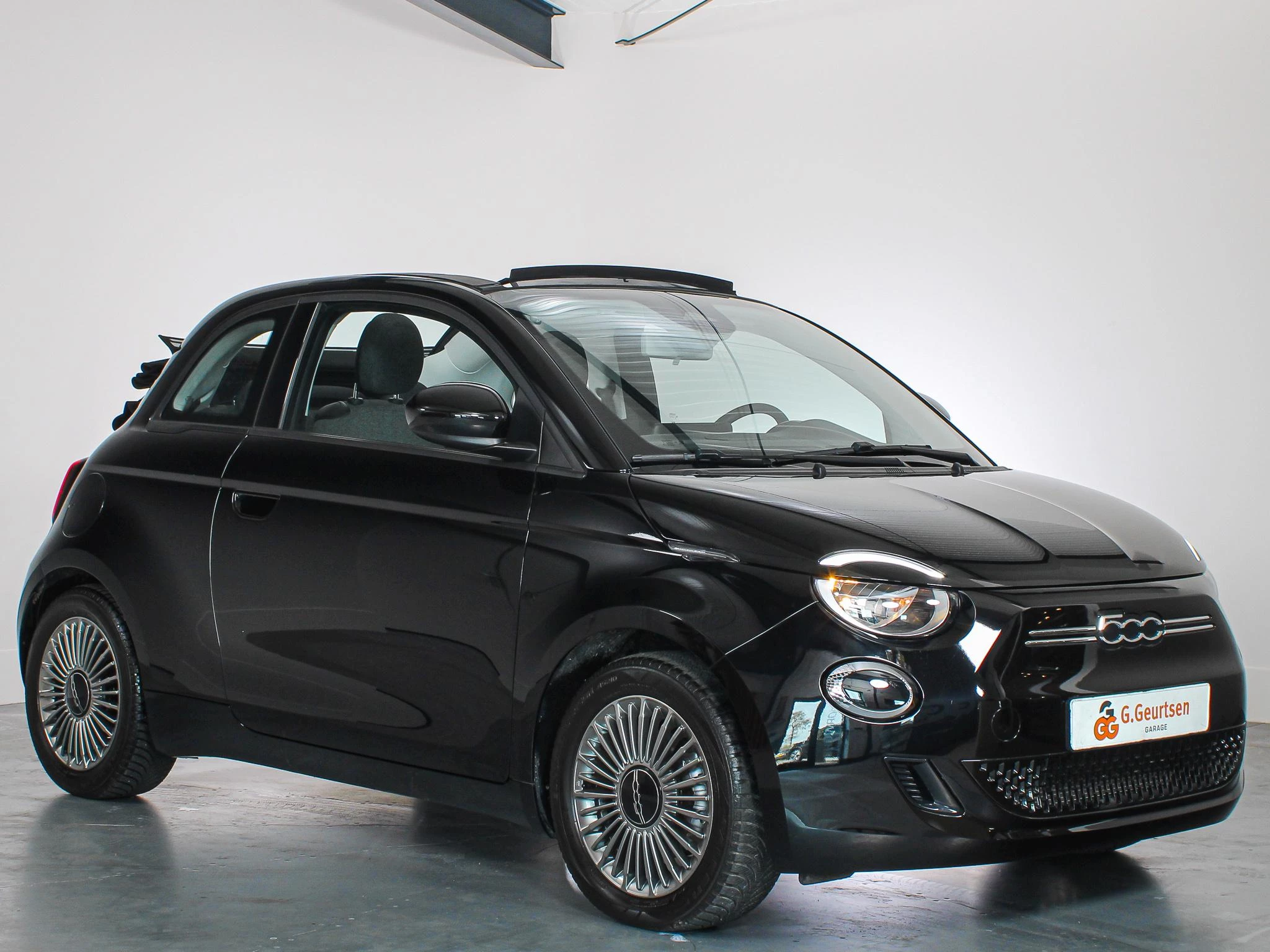 Hoofdafbeelding Fiat 500C