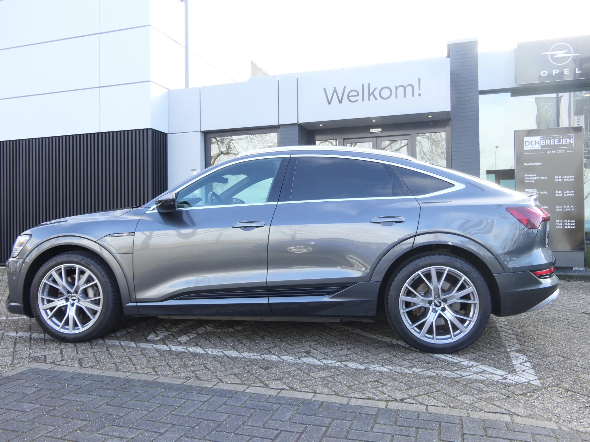 Hoofdafbeelding Audi e-tron