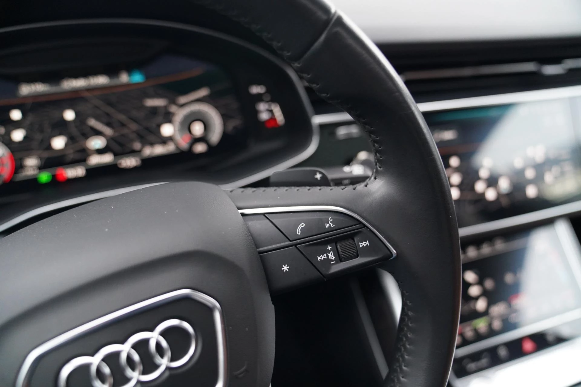 Hoofdafbeelding Audi Q8