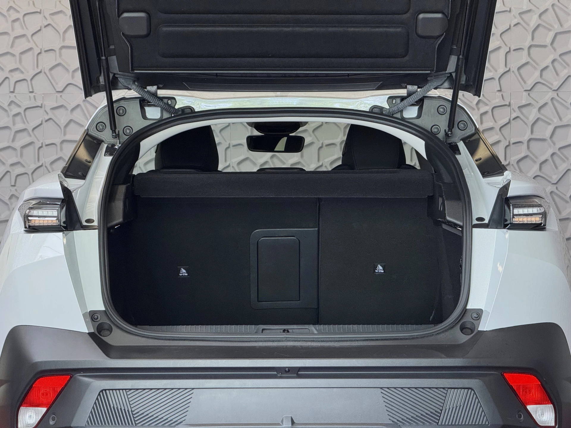 Hoofdafbeelding Peugeot 408