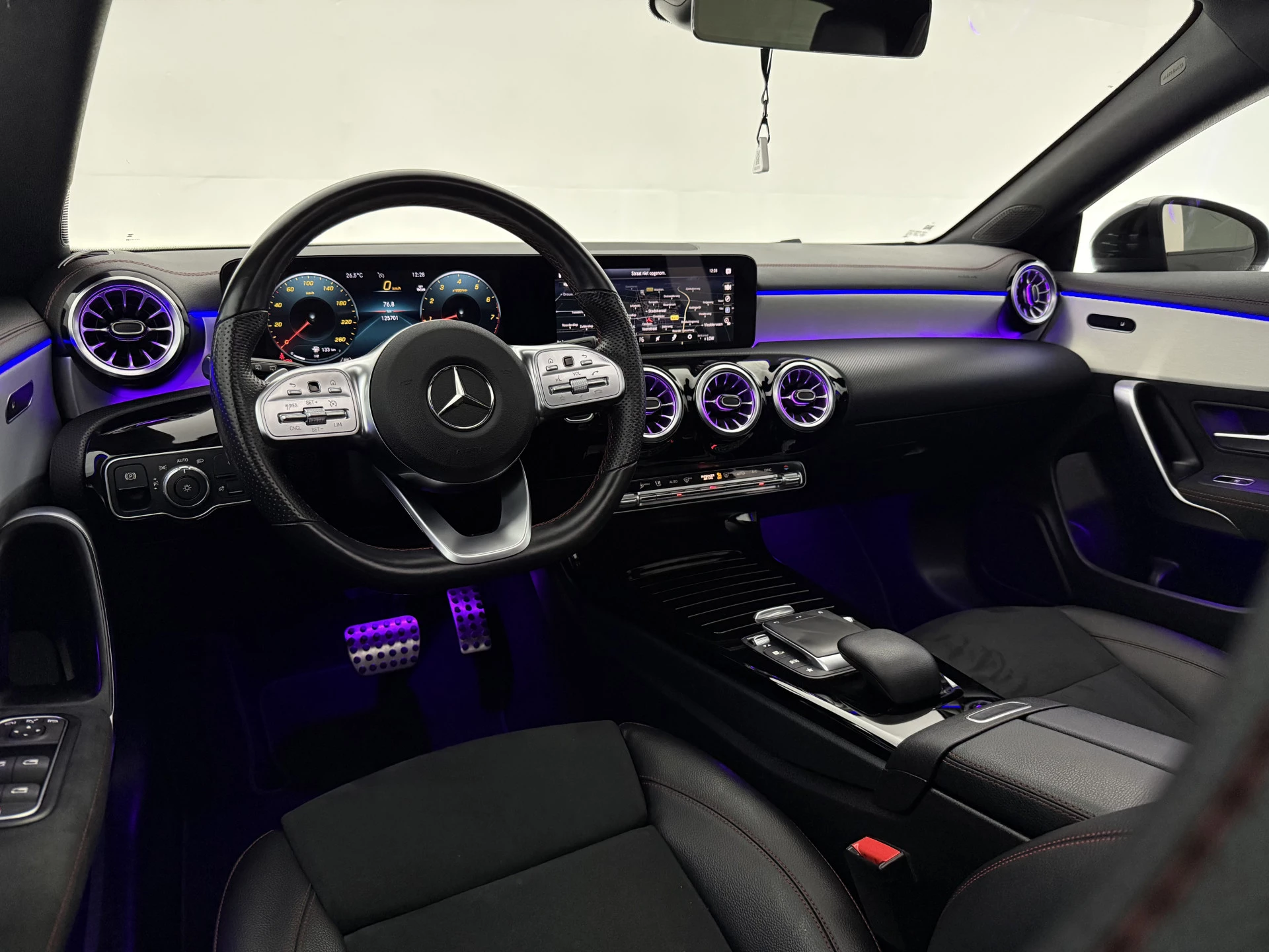 Hoofdafbeelding Mercedes-Benz CLA