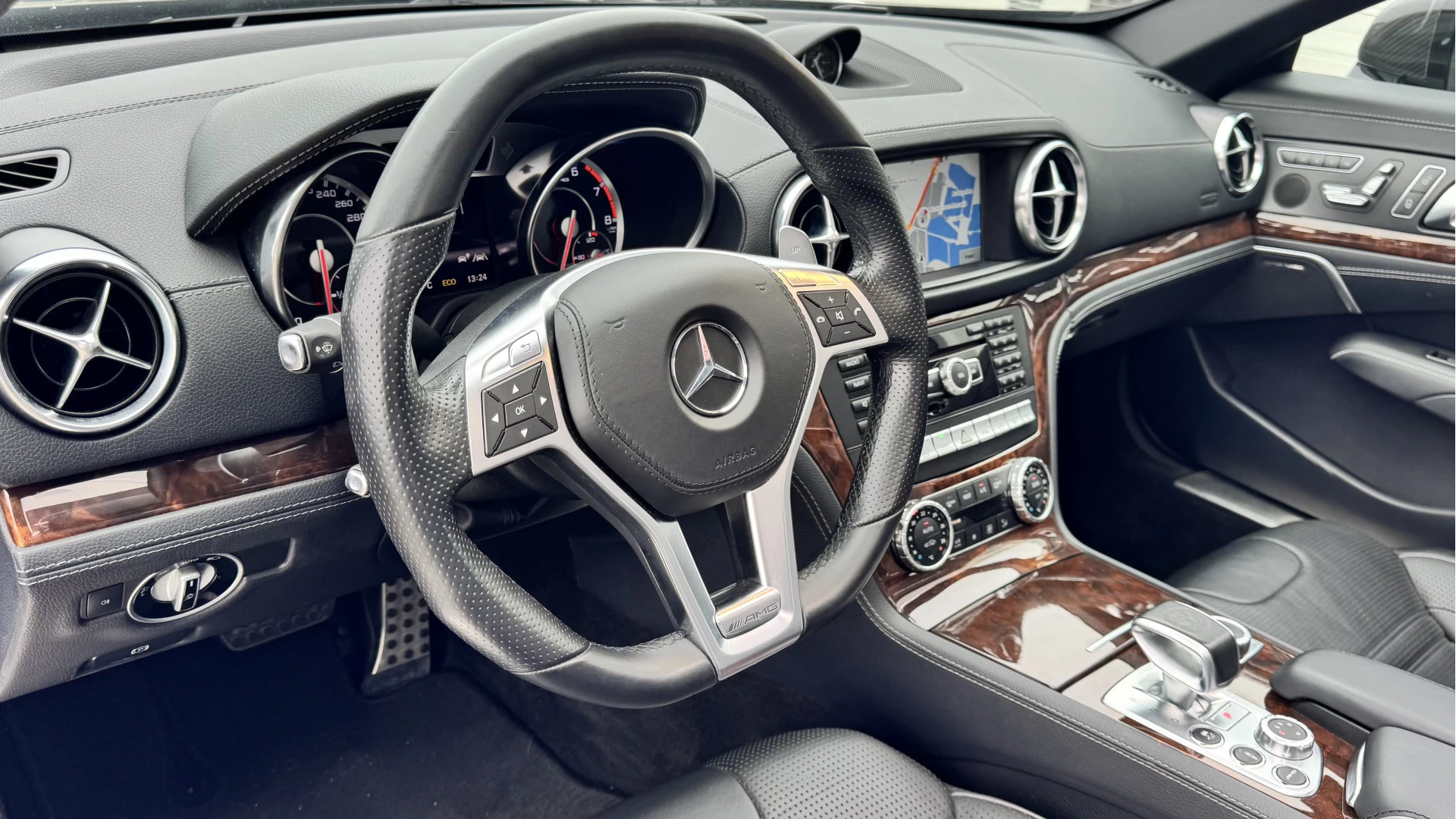 Hoofdafbeelding Mercedes-Benz SL